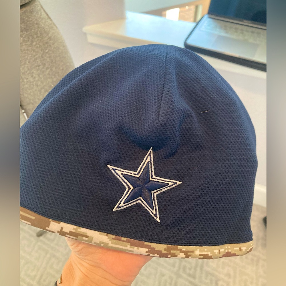 Cowboys Fitted Cold Weather Hat - Military Edition (One Size) - Like New